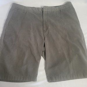 Volcome Men's Gray Chino Flat Front Shorts (38)